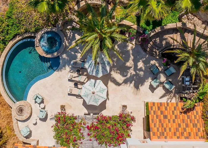 Luxurious Seclusion At Palmilla Fully Staffed - Swimmable Villa