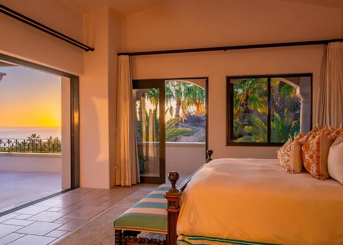 Luxurious Seclusion At Palmilla Fully Staffed - Swimmable Villa *