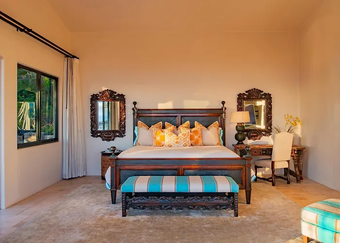 Luxurious Seclusion At Palmilla Fully Staffed - Swimmable
