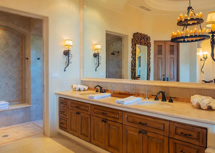 Luxurious Seclusion At Palmilla Fully Staffed - Swimmable San Jose del Cabo